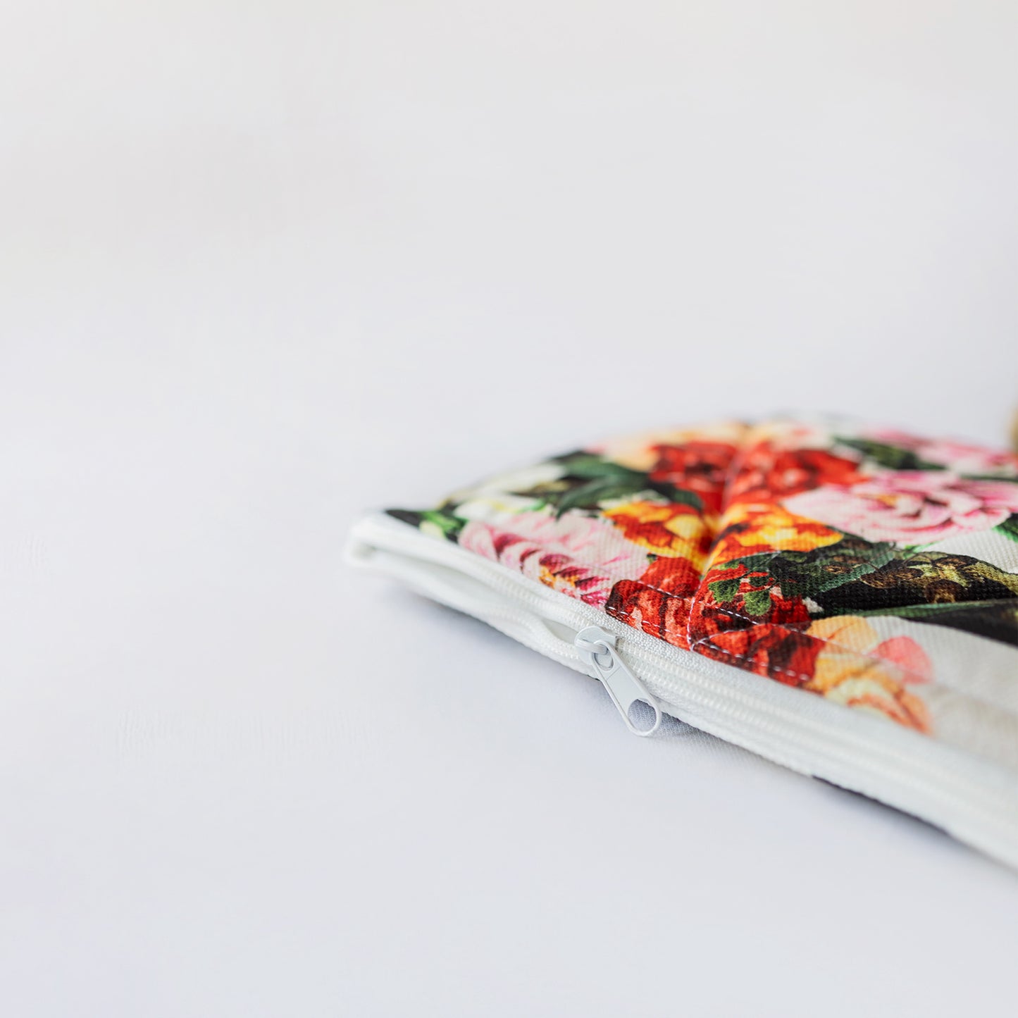 Floral Quilted Wristlet Clutch Bag